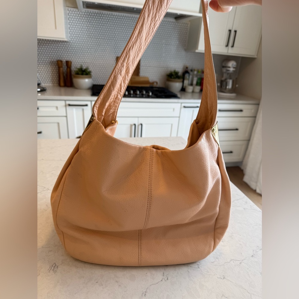 Vince Camuto leather Peach Tote